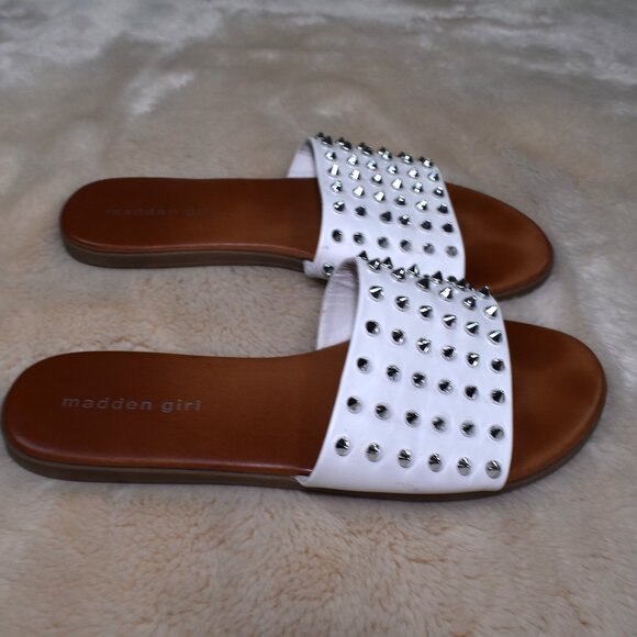 Steve Madden Farrin White Spiked Slip-On Sandals Size 8 - Picture 9 of 11